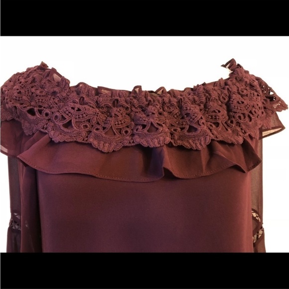 WHBM Burgundy Flowy Crochet Trim Blouse Sz M EUC - Picture 2 of 8